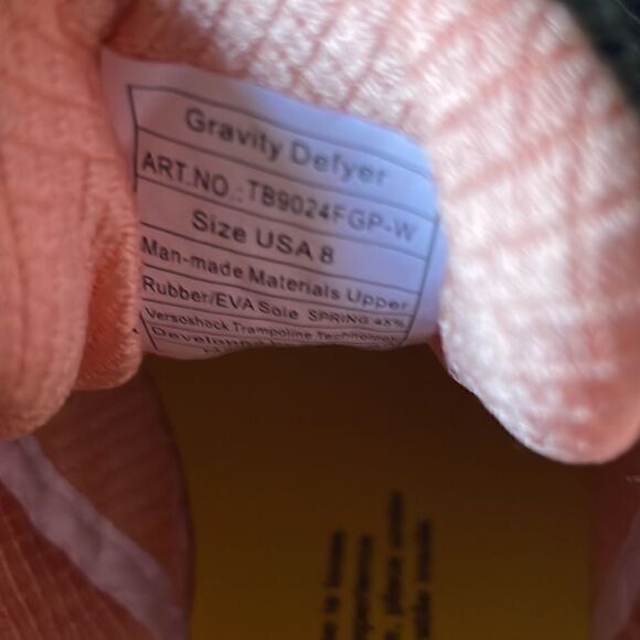 Women's GDEFY Mighty Walk Athletic sneakers Size 8 / pristine - Picture 5 of 6